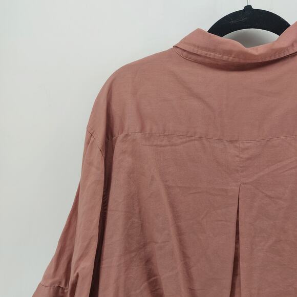 Athleta Mauve Pink Blouse Button Up Size Medium - Picture 11 of 12